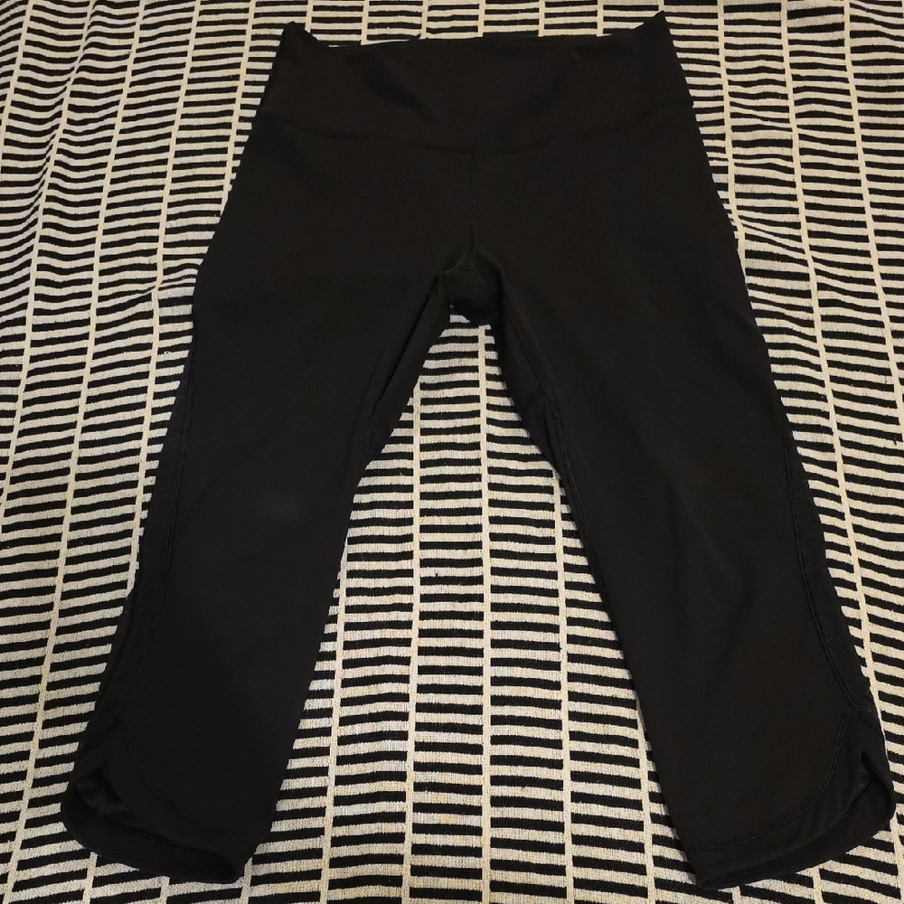 Lululemon High Waisted Cropped Leggings
